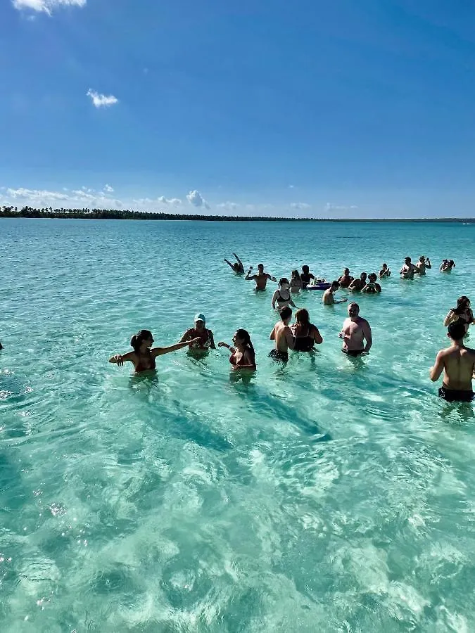 Dominicus Castillo Paradise La Laguna 0*,